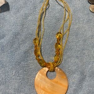 Elegant Yellow Shell Pendant Necklace